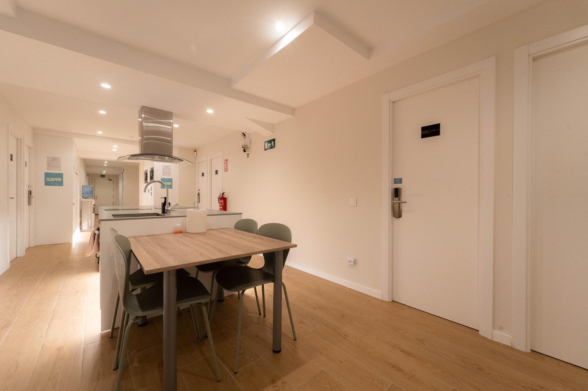 מדריד I'M Room Suites Nuevos Ministerios - Bernabeu 'Digital Access' מראה חיצוני תמונה