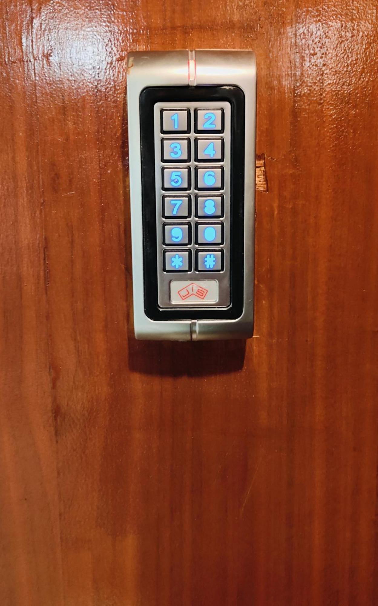 מדריד I'M Room Suites Nuevos Ministerios - Bernabeu 'Digital Access' מראה חיצוני תמונה
